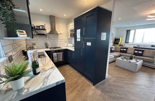 Thornton-Cleveleys Cottage | 4 bedroom accommodation in Thornton-Cleveleys, near Blackpool