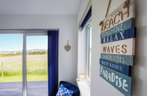 Blackwaterfoot Cottage | 4 bedroom accommodation in Blackwaterfoot