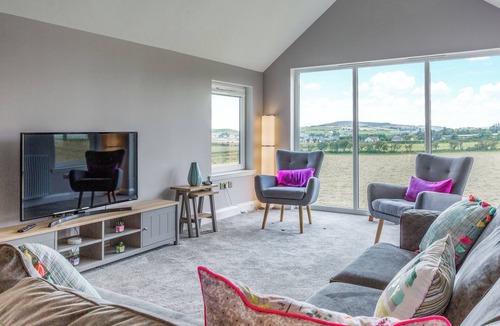 Blackwaterfoot Cottage | 4 bedroom accommodation in Blackwaterfoot