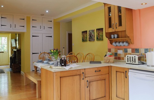 Strathblane Cottage | 4 bedroom accommodation in Invertrossachs, near Callander