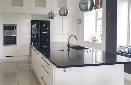 Port Bannatyne Cottage | 4 bedroom accommodation in Port Bannatyne, near Rothesay, Isle of Bute