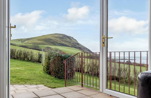 Lendalfoot Cottage | 4 bedroom accommodation in Lendalfoot, near Girvan