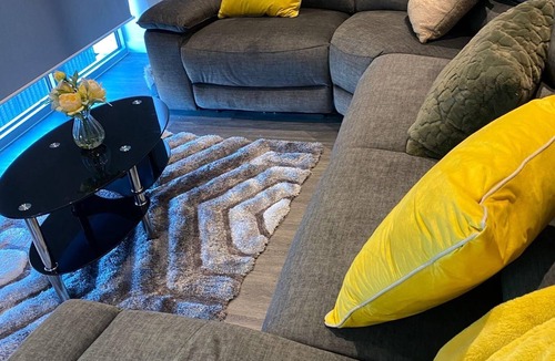 Greenwich Apartment | 4 Guests - PetOK - Parking - 35min Central London