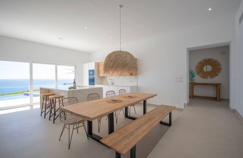 Cala Serena Ski Chalet | 44385 Luxury villa Kanani