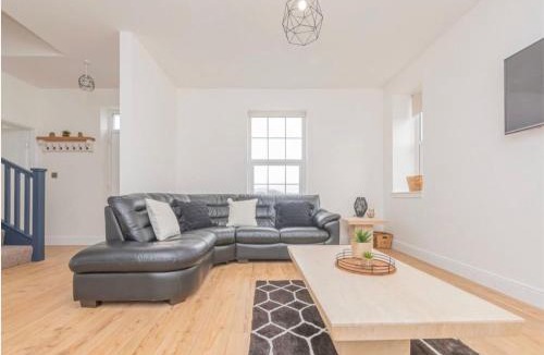 Bannockburn House | 5 Bed cottage with Hot tub