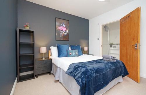 Finnieston Apartment | 5 Bed Finnieston SkyHigh Duplex with Parking