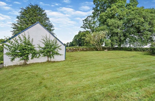 Murthly Cottage | 5 Bed in Dunkeld (oc-90585)
