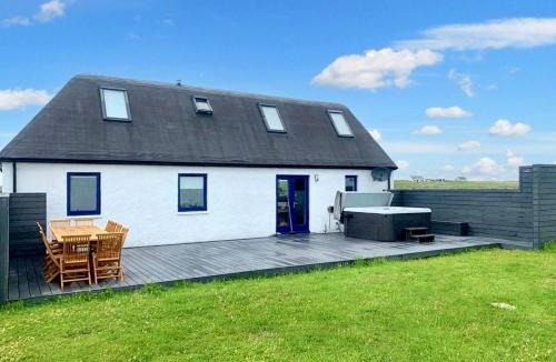 Tiree Island House | 5 Bed in Isle Of Tiree oc-93854