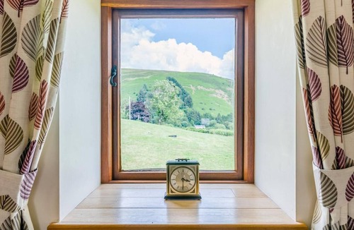 Llanwrtyd Wells Cottage | 5 Bed in Llanwrtyd Wells (oc-bn173)