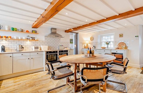Penrith Cottage | 5 Bed in Penrith (oc-sz111)
