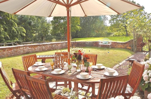 Fitzhead Cottage | 5 Bed in Taunton (oc-95570)