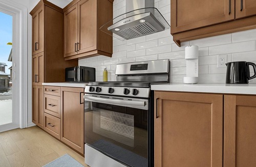 Kitchener House | 5 Bedroom Estate | Sleeps17 | 65"TV
