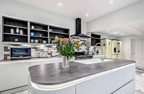 Innellan Cottage | 6 Bed in Dunoon (oc-81381)