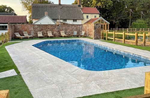Hethel Cottage | 6 bedroom accommodation in Wreningham