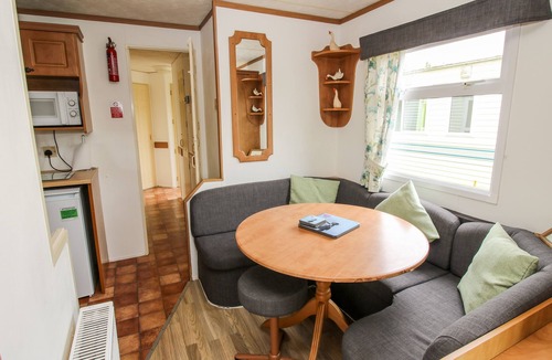 Easthope Cottage | 6 OLD ORCHARD, pet friendly, with a garden in Much Wenlock