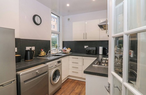 Lanark Cottage | 60E Wellgate