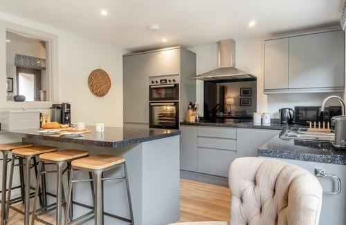 Aldeburgh Cottage | 7 Bed in Aldeburgh (oc-midba)