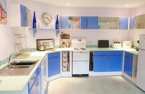 Thorpeness Apartment | 7 Whinlands - sleeps 10 guests in 5 bedrooms
