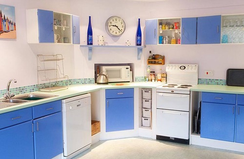 Thorpeness Apartment | 7 Whinlands - sleeps 10 guests in 5 bedrooms