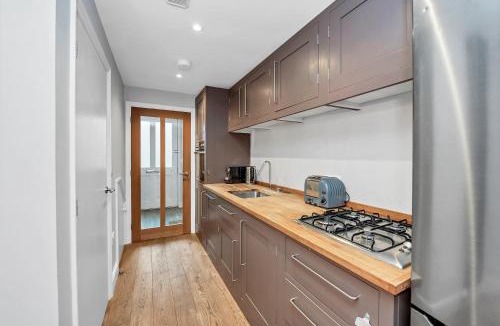 Bury St Edmunds House | 7D Albert St - sleeps 4 guests with parking on request