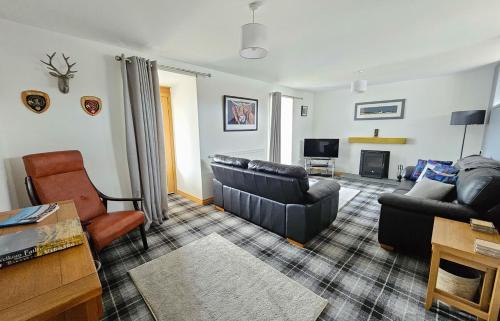Flashader House | 8 Kildonan