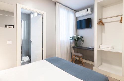 Pacifico House | 8Rooms Madrid, smart self check-in rooms