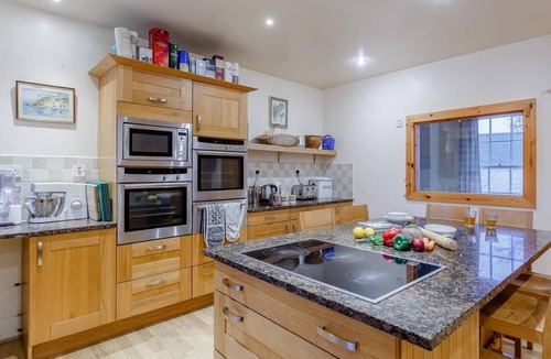 Whitebridge Cottage | 9 Bed in Whitebridge (oc-ca100)