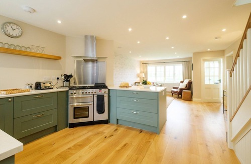 Thorpeness Cottage | 9 The Haven - sleeps 8 guests in 4 bedrooms