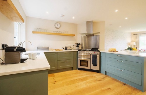 Thorpeness Cottage | 9 The Haven - sleeps 8 guests in 4 bedrooms