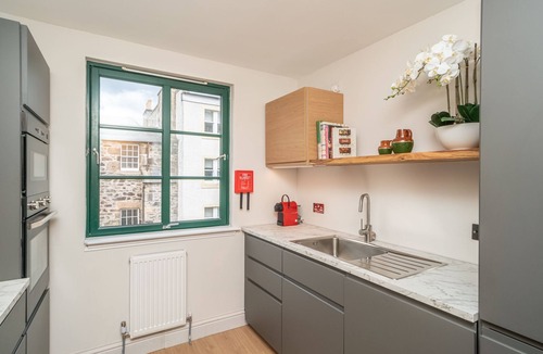 New Town Cottage | A beautiful mews house in a city centre