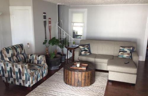 Town of Essex House | A Day at the Lake Cottage