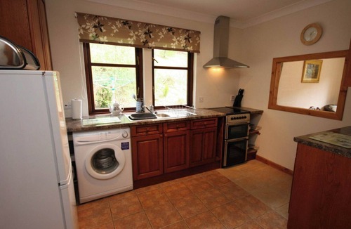 Callander Cottage | A detached cottage, situated on the west hillside overlooking Loch Lubnaig.