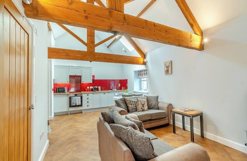 Cottingham Cottage | A lovely 1st floor apartment with views towards the open fields.