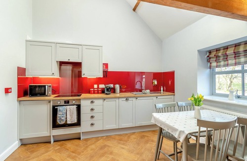 Cottingham Cottage | A lovely 1st floor apartment with views towards the open fields.