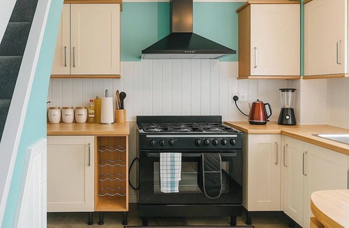 Sittingbourne Cottage | A lovely house in great location for exploring North Kent and Medway towns.