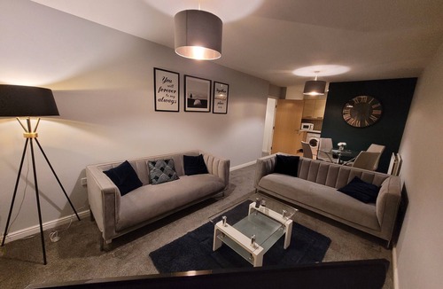 Colchester Apartment | Abbey Field Willow Apartment - By Catchpole Stays