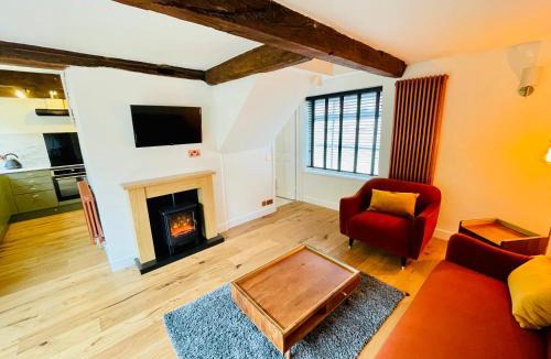 Bury St Edmunds House | Abbey Gardens Cottage