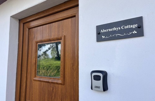 Connel House | Abernethys Cottage in Connel