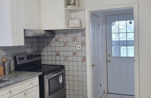 Woburn House | Adorable 3-bedroom place w/ free parking available