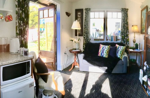 Nelson Bed & Breakfast | Ah House Nelson City B&B