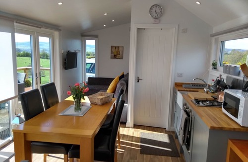 Dalry Cabin | Ailsa Lodge Sleeps 3- Hot Tub, Scenic Views