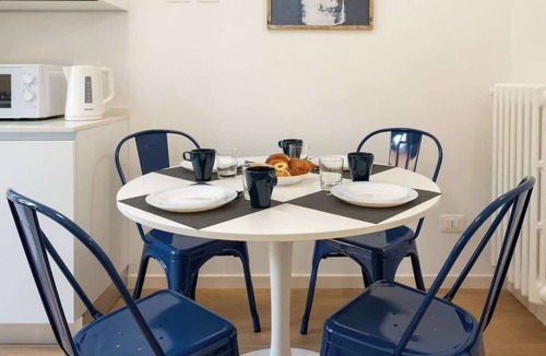 Rifredi Apartment | Alderotti Elegant in Careggi, Near Hospital & Tram