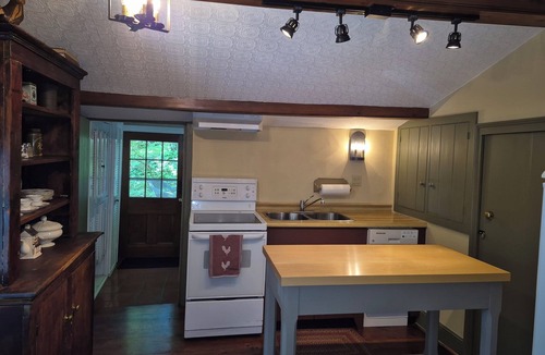 Old Town Historic District House | Alexander Mckee House - Best Location in Old Town