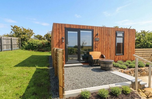 Bushmills Cottage | ALKEN THE STAG, with a garden in Bushmills, County Antrim