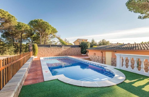 La Goba House | Amazing home in Vidreres with WiFi, Outdoor swimming pool and Swimming pool
