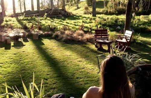 Woodbury House | Amazing Renovated Airstream with Hot-Tub Under the Stars in Canterbury