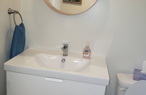 Beamsville Apartment | Amazing Suite in the Heart of Wine Country