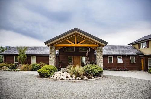 Hanmer Springs Cabin | Amuri Estate Luxury Lodge