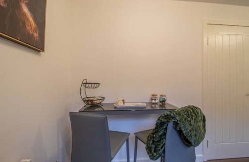 Airdrie House | Angel House - 3 bedrooms close to Airdrie Centre