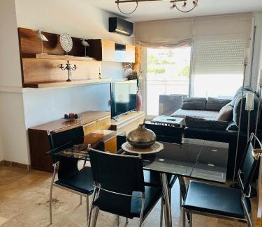 Malgrat de Mar Apartment | Apartamento con terraza y piscina en Malgrat de Mar